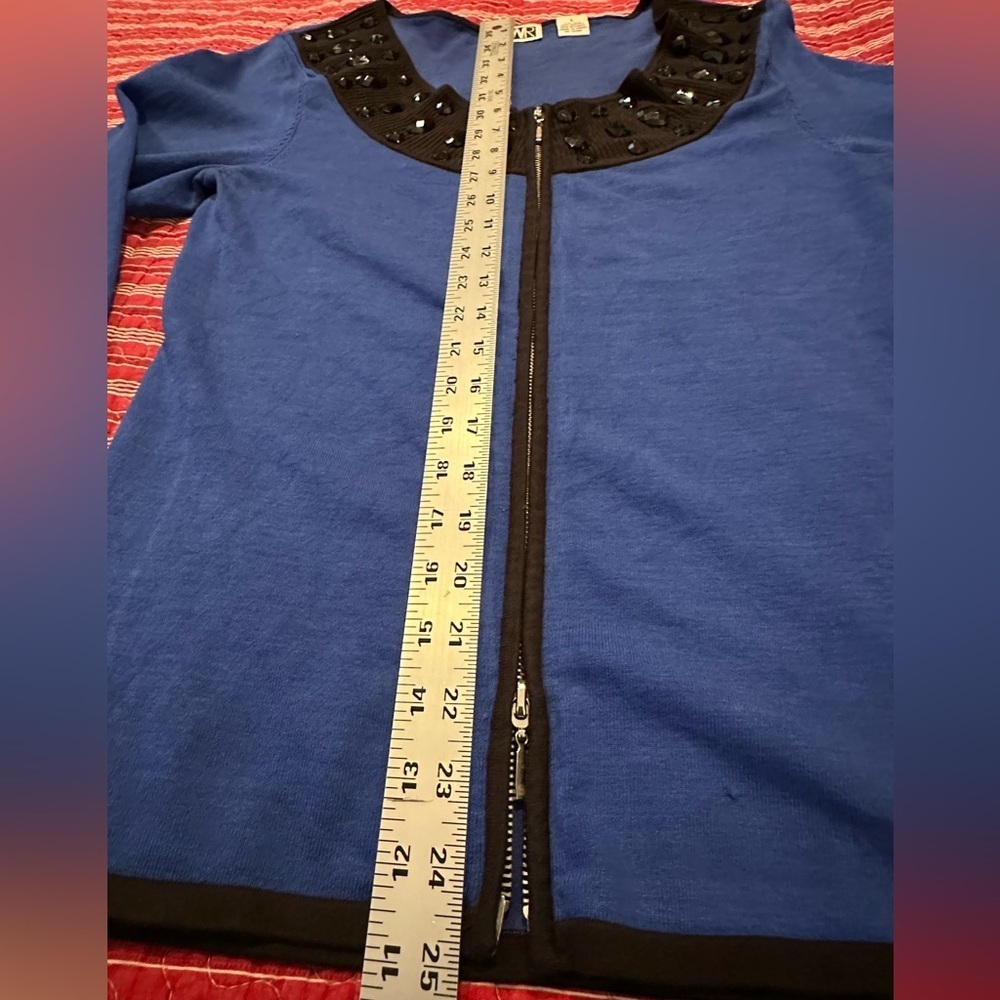 Elegant Blue Cardigan with Black Beaded Collar - Picture 11 of 13